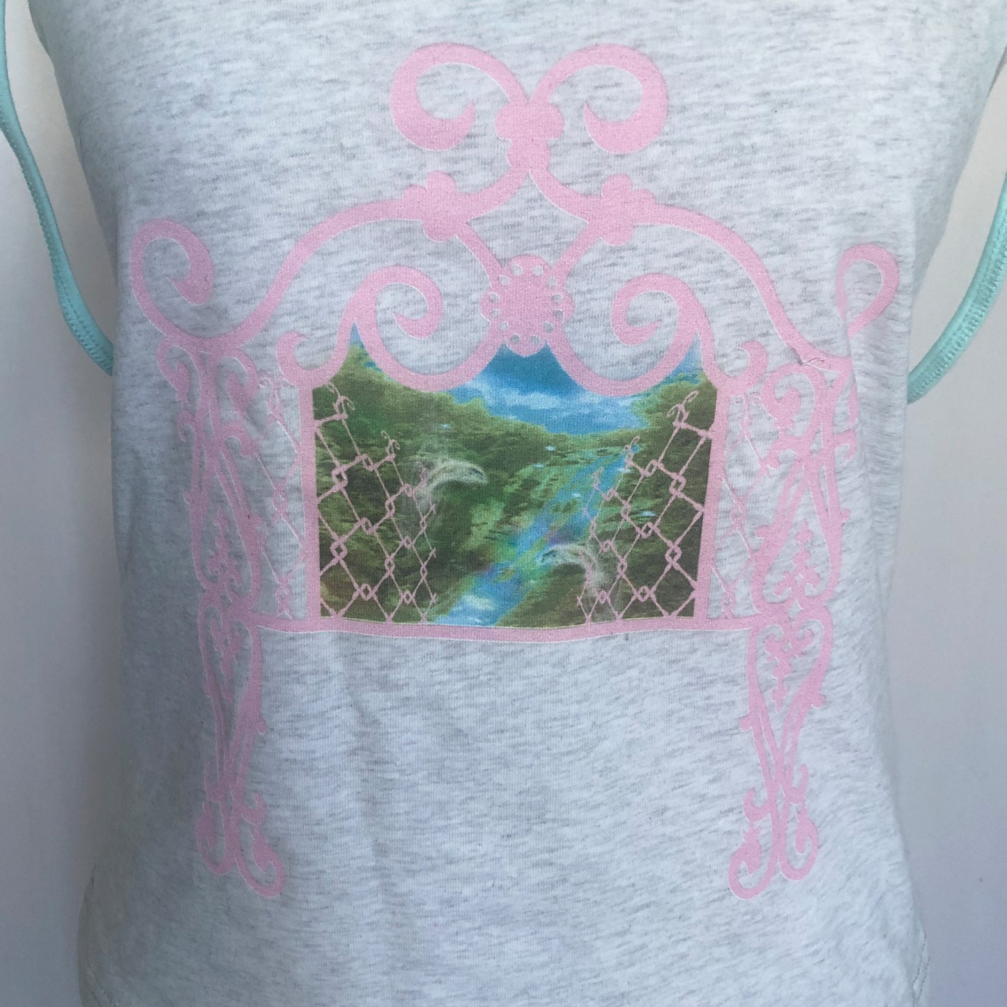 ‘door’ slip top