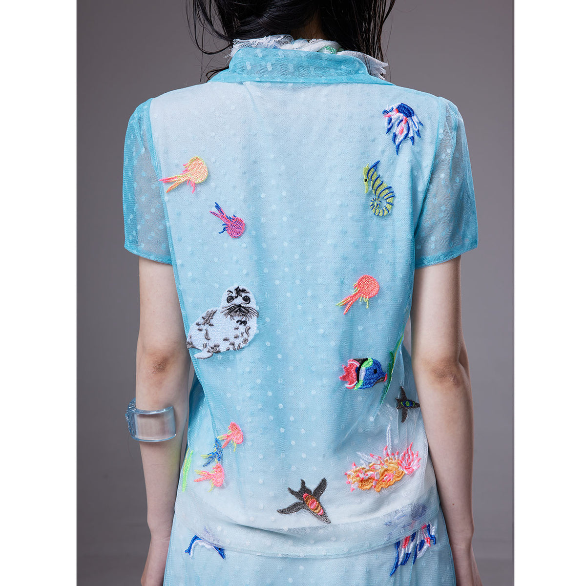(pre-order)marine-creature embroidered mesh short-sleevetop